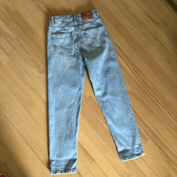ZARA Jeans - Picture 2 of 4